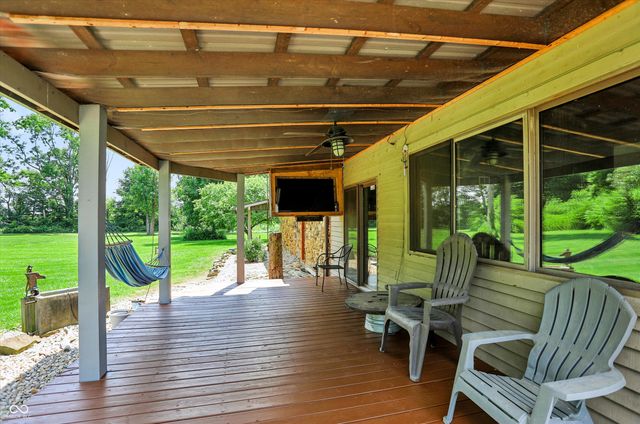 9002 N State Road 9 Road, Morristown, IN 46161