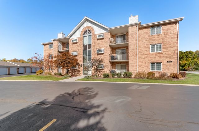 18302 Robin Lane D1, Homewood, IL 60430