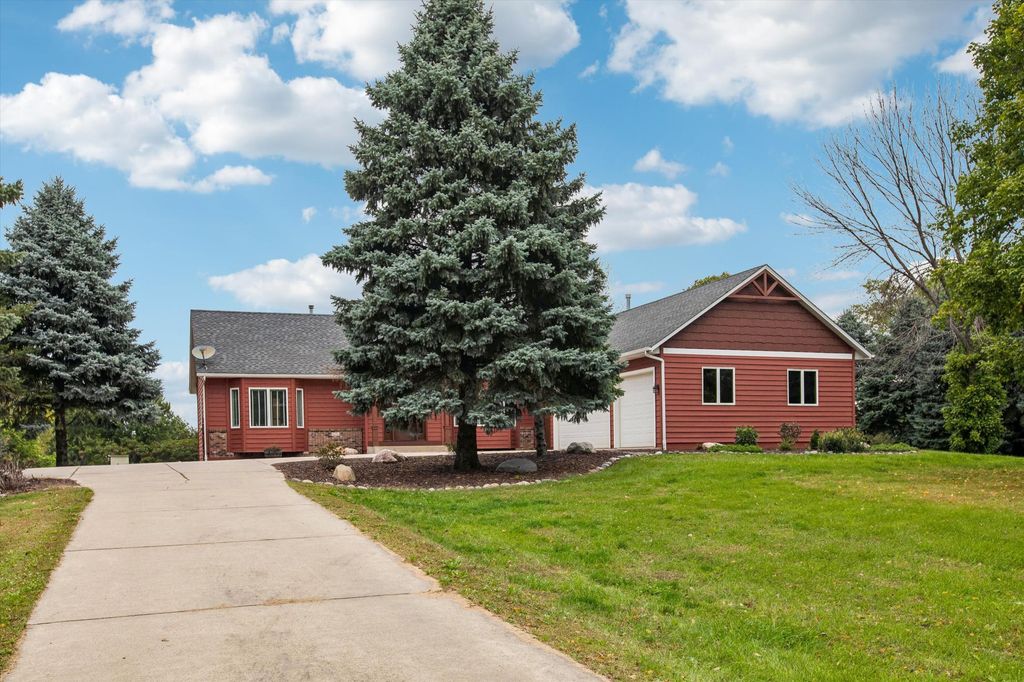 6176 W 214th Street, Jordan, MN 55352 — exterior