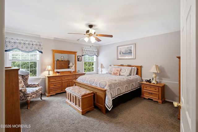 4 Scarlet Oak Court, Jackson, NJ 08527