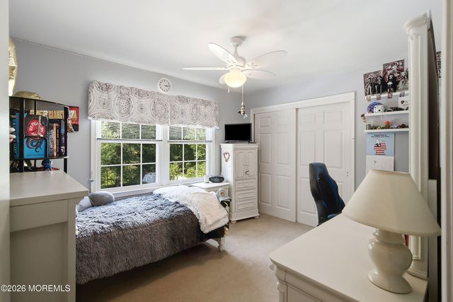 4 Scarlet Oak Court, Jackson, NJ 08527