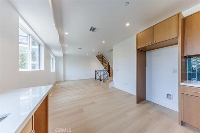 1065 S Corning Street A, Los Angeles, CA 90035
