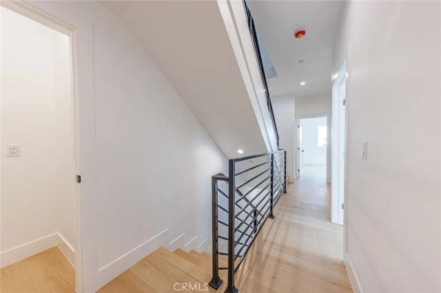 1065 S Corning Street A, Los Angeles, CA 90035
