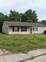 1102 Saint Clement Drive, Cahokia, IL 62206