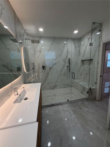 4499 NW 93rd Doral Ct, Doral, FL 33178