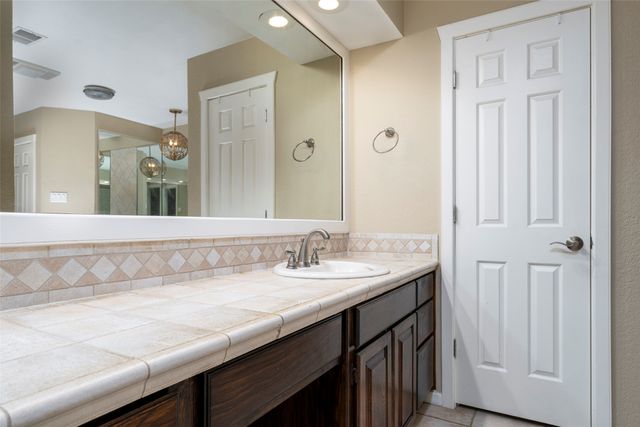 3506 Lake Tahoe Drive, Arlington, TX 76016