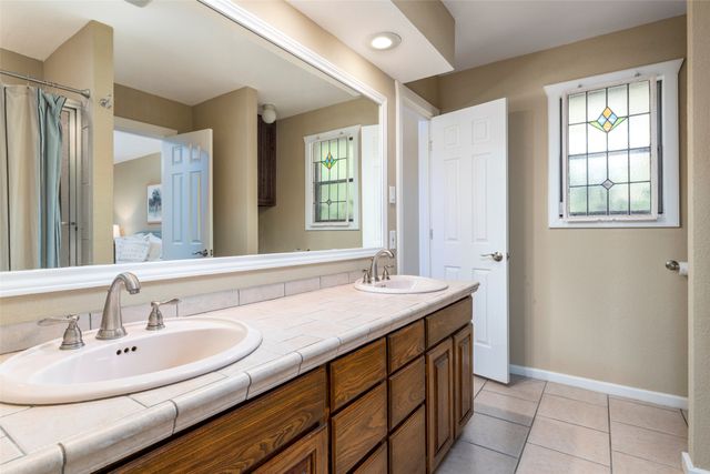 3506 Lake Tahoe Drive, Arlington, TX 76016