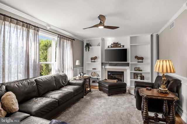 23 EDGEWATER DR, Hainesport, NJ 08036