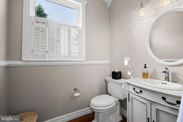 23 EDGEWATER DR, Hainesport, NJ 08036