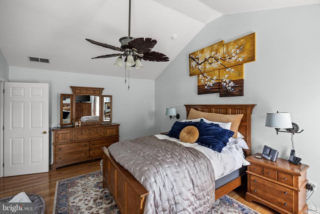 23 EDGEWATER DR, Hainesport, NJ 08036