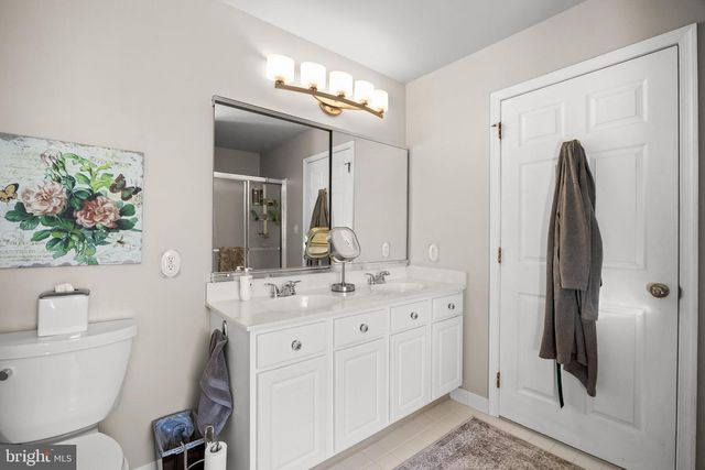 23 EDGEWATER DR, Hainesport, NJ 08036