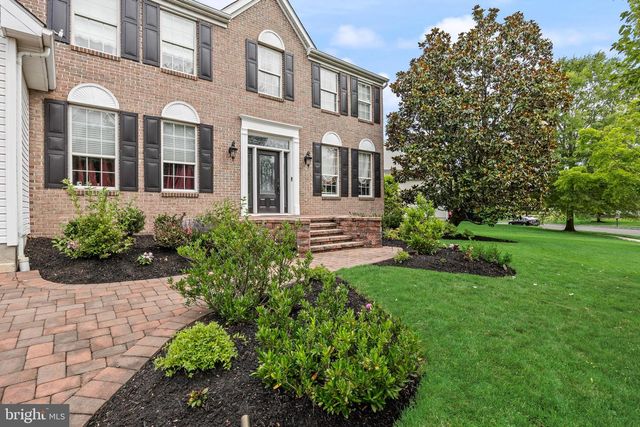 23 EDGEWATER DR, Hainesport, NJ 08036