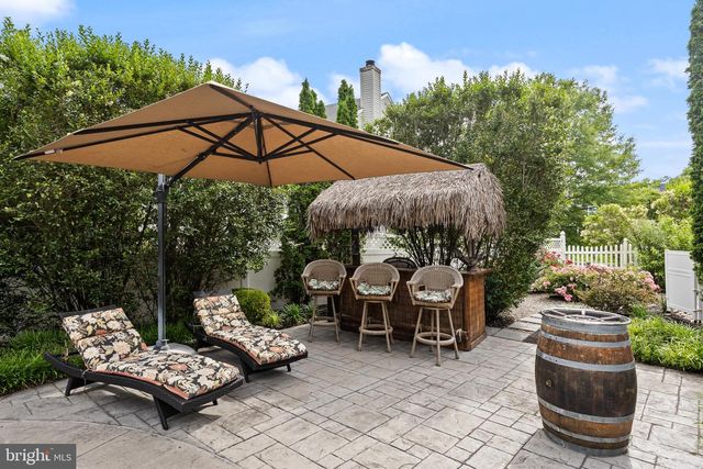 23 EDGEWATER DR, Hainesport, NJ 08036