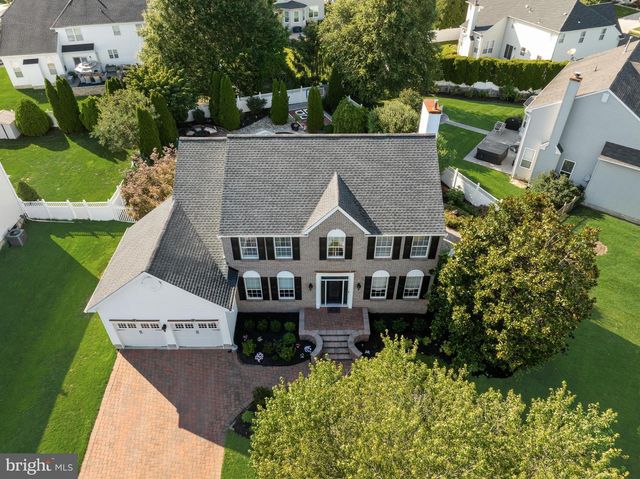 23 EDGEWATER DR, Hainesport, NJ 08036