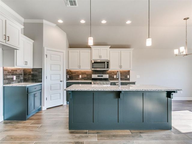 4180 Overlook Pass, Edmond, OK 73025