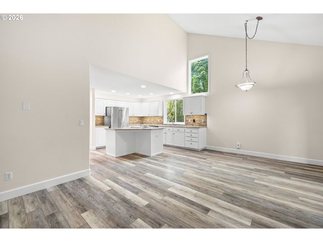 8012 Sw COLIN Ct, Portland, OR 97223