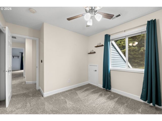 8012 Sw COLIN Ct, Portland, OR 97223