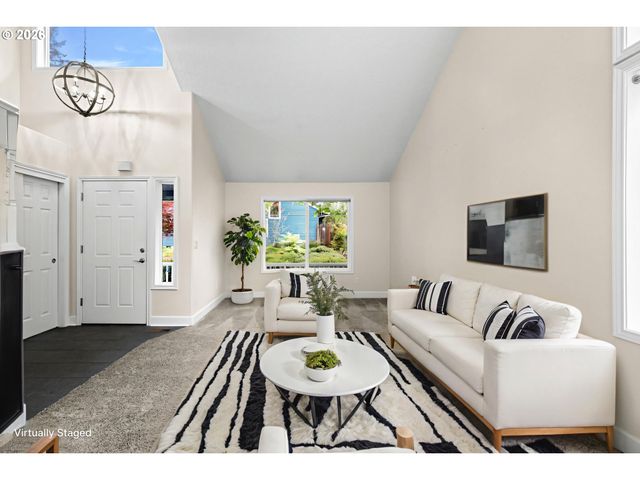 8012 Sw COLIN Ct, Portland, OR 97223