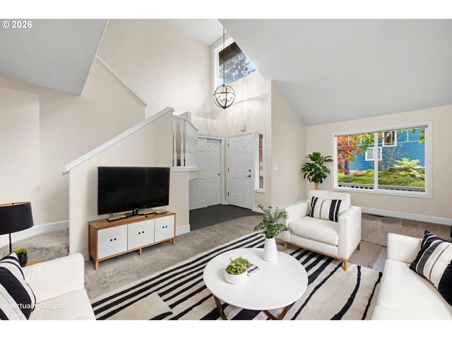 8012 Sw COLIN Ct, Portland, OR 97223