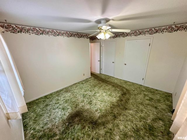 855 W Superior Avenue, Jacksonville, IL 62650