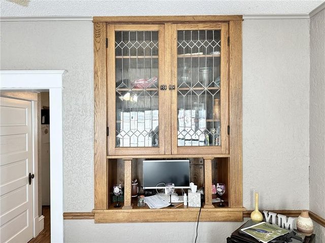 403 E 8th Court, Trenton, MO 64683