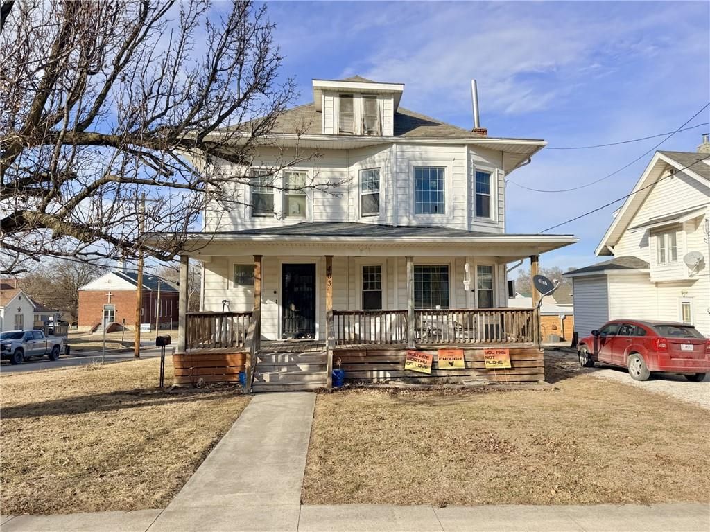 403 E 8th Court, Trenton, MO 64683