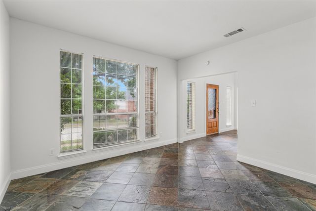 2821 Tealridge Drive, Mesquite, TX 75181