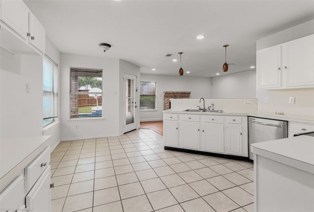 2821 Tealridge Drive, Mesquite, TX 75181