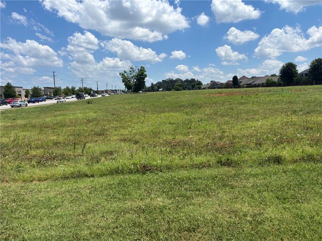 SW Regional Airport Boulevard, Bentonville, AR 72713