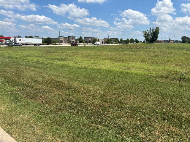 SW Regional Airport Boulevard, Bentonville, AR 72713