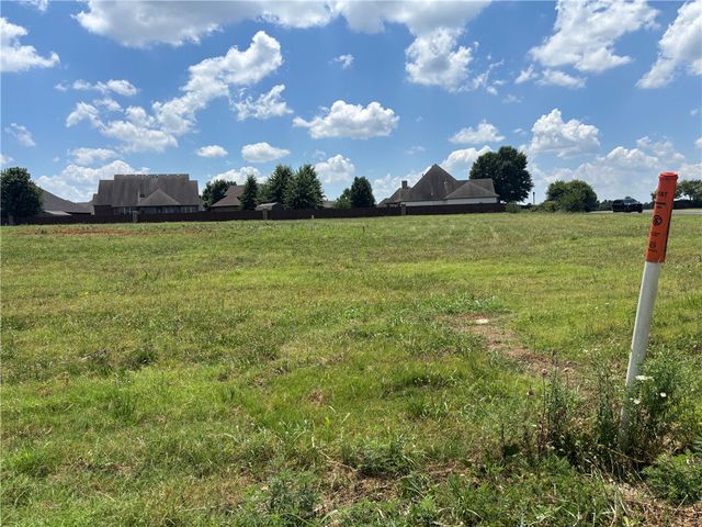 SW Regional Airport Boulevard, Bentonville, AR 72713