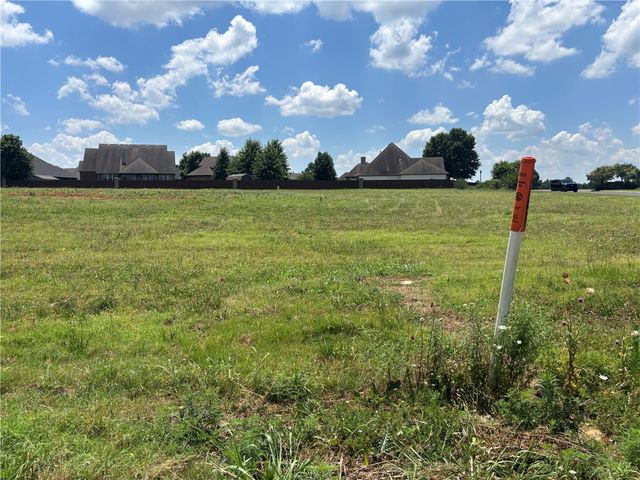 SW Regional Airport Boulevard, Bentonville, AR 72713