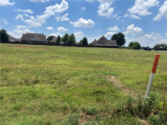 SW Regional Airport Boulevard, Bentonville, AR 72713