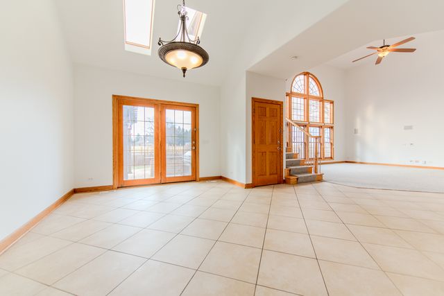 27009 Ashgate Crossing, Plainfield, IL 60585