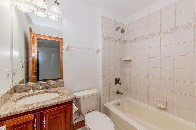 27009 Ashgate Crossing, Plainfield, IL 60585