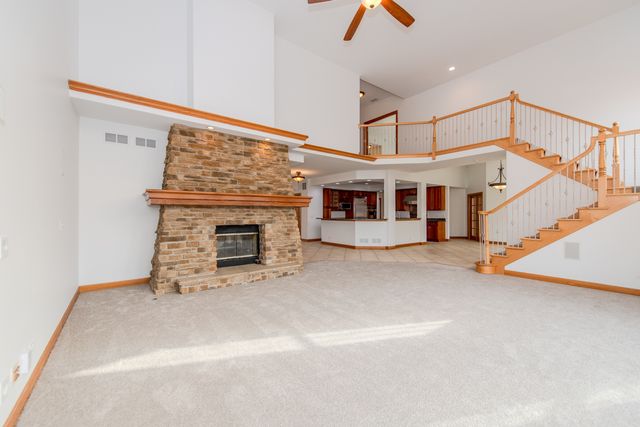 27009 Ashgate Crossing, Plainfield, IL 60585