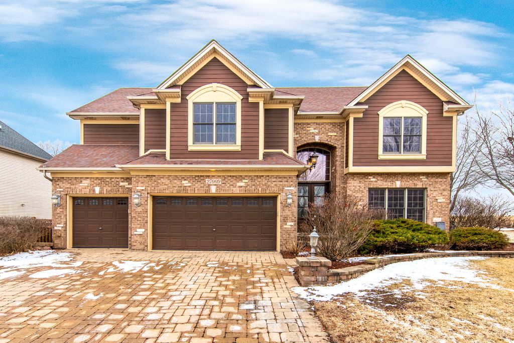 27009 Ashgate Crossing, Plainfield, IL 60585