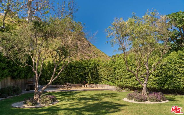 6202 Frondosa Drive, Malibu, CA 90265