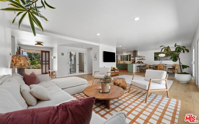 6202 Frondosa Drive, Malibu, CA 90265