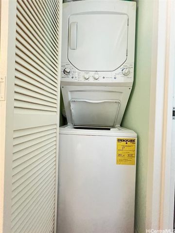 1133 Waimanu Street 911, Honolulu, HI 96814