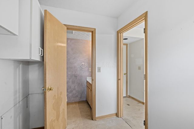 7632 Plainfield Drive, Pickerington, OH 43147