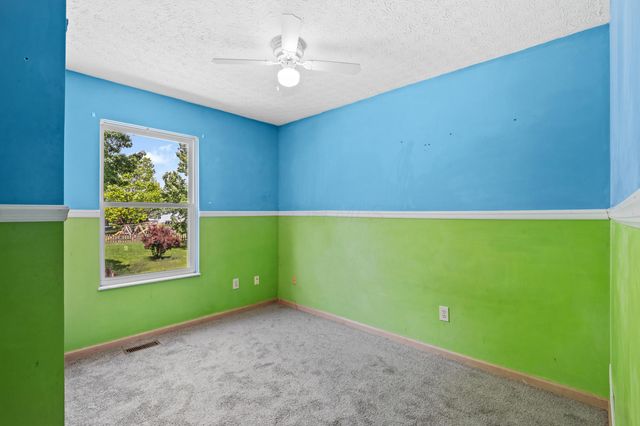 7632 Plainfield Drive, Pickerington, OH 43147