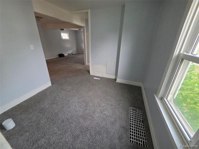 15831 Quincy Street, Detroit, MI 48238