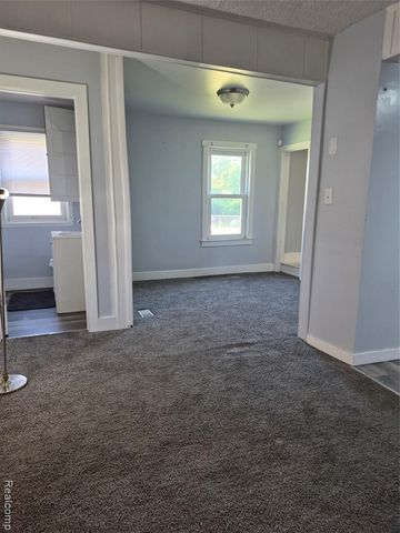15831 Quincy Street, Detroit, MI 48238