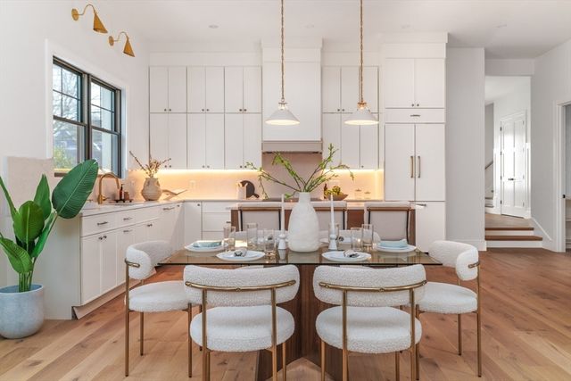 710-712 Watertown Street 712, Newton, MA 02460