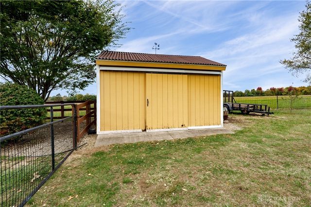 7364 Cook Jones Road, Waynesville, OH 45068