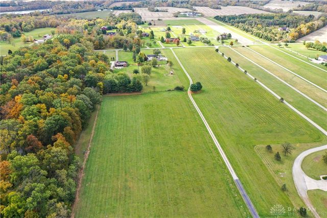 7364 Cook Jones Road, Waynesville, OH 45068