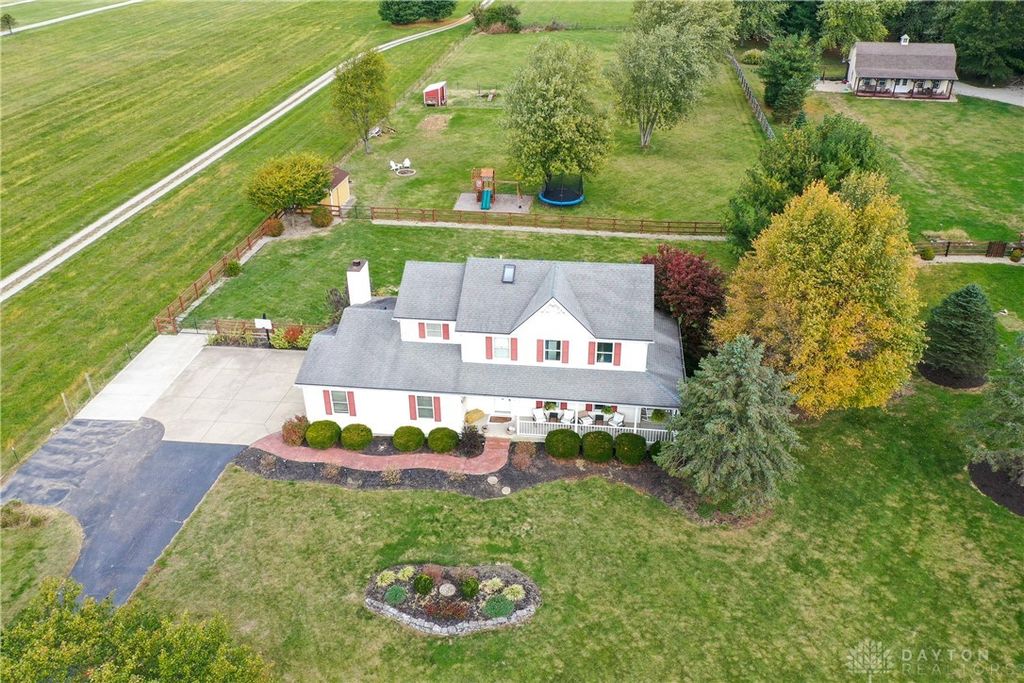 7364 Cook Jones Road, Waynesville, OH 45068
