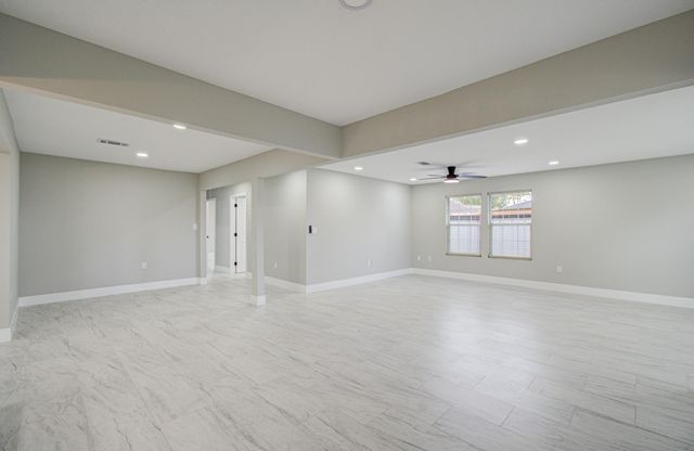 13221 Candlewick Street, Houston, TX 77015