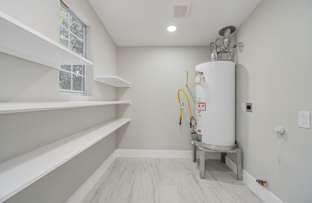 13221 Candlewick Street, Houston, TX 77015